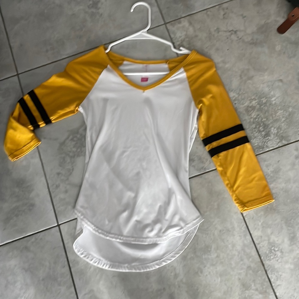 White with yellow sleeves shirt